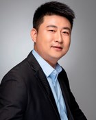 侯桂程 